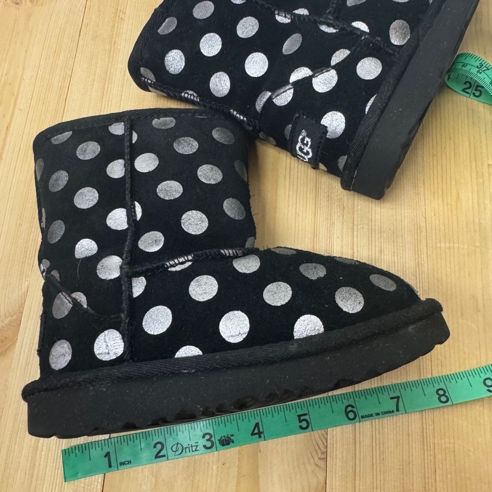 UGG Kids Classic Black Suede Silver Polka Dot Boots Toddler Girl Size 8 - Picture 8 of 8